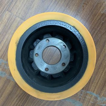 Các vấn đề cần chú ý trong hoạt động mùa đông của xe nâng
